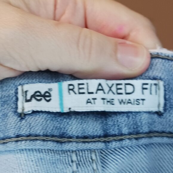 #284 3/$18 - Lee Blue Relaxed Fit at the Waist Jeans Size 12 - Picture 5 of 9